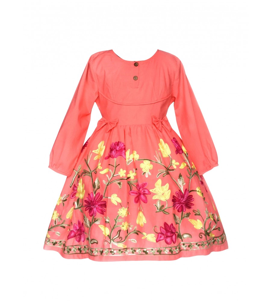 Đầm kate in hoa dễ thương nổi bật thiết kế đơn giản